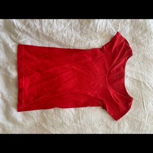 Basic Red Top